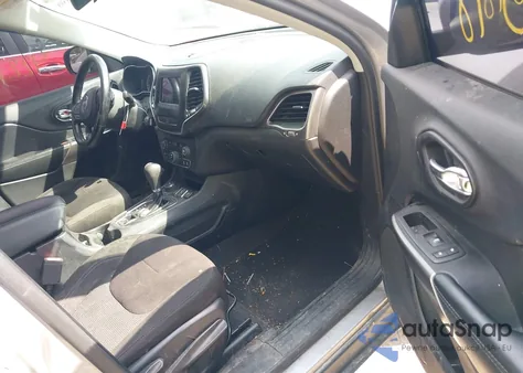 2020 Jeep Cherokee Latitude 4X4 from USA, damaged, VIN 1C4PJMCB8LD520203